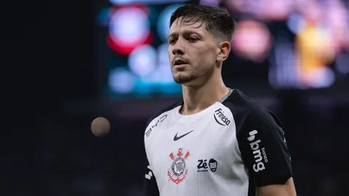 Rodrigo Garro em campo pelo Corinthians. Foto: Ettore Chiereguini/AGIF