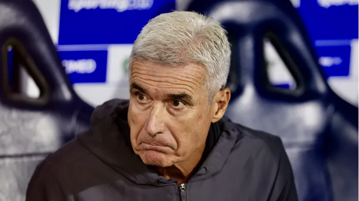 Luís Castro está com moral no Grêmio.
