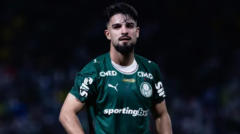 Flaco Lopez jogador do Palmeiras durante partida contra o Gremio no estadio Arena Barueri pelo campeonato Brasileiro A 2026. Foto: Ettore Chiereguini/AGIF