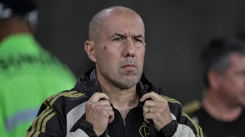 Leonardo Jardim tecnico do Flamengo durante partida contra o Remo no estadio Maracana pelo campeonato Brasileiro A 2026. Foto: Thiago Ribeiro/AGIF