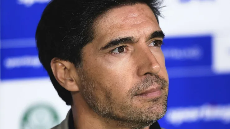 Abel Ferreira tecnico do Palmeiras durante partida contra o Sao Paulo no estadio Arena Barueri pelo campeonato Paulista 2026. Foto: Ettore Chiereguini/AGIF