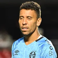 Torcida do Grêmio cobra Marcos Rocha após derrota na Sul-Americana
