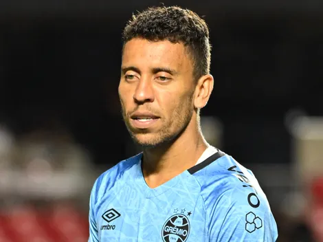 Torcida do Grêmio cobra Marcos Rocha após derrota na Sul-Americana