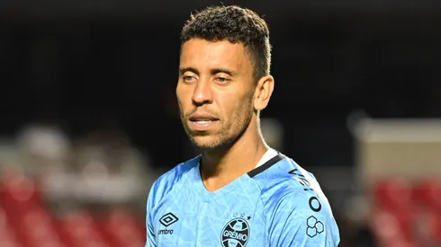 Marcos Rocha jogador do Grêmio durante aquecimento antes da partida contra o São Paulo no estadio Morumbi pelo campeonato Brasileiro A 2026. Foto: Jota Erre/AGIF