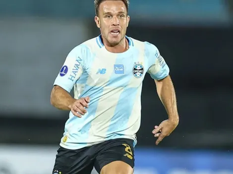 Arthur aceita vaias e pede mudança urgente no Grêmio