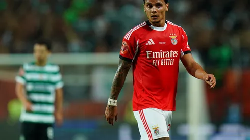 FARO, PORTUGAL - JULY 31: New signing Richard Rios of SL Benfica during the Portuguese Super Cup match between Sporting CP and SL Benfica at Estadio Algarve on July 31, 2025 in Faro, Portugal. (Photo by Gualter Fatia/Getty Images)