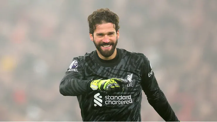 Alisson foi formado no Internacional.