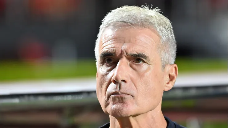 Luís Castro segue com moral nos bastidores do Grêmio.