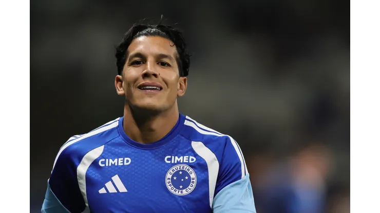 MG - BELO HORIZONTE - 01/04/2026 - BRASILEIRO A 2026, CRUZEIRO X VITORIA - Lucas Romero jogador do Cruzeiro durante aquecimento antes da partida contra o Vitoria no estadio Mineirao pelo campeonato Brasileiro A 2026. Foto: Gilson Lobo/AGIF