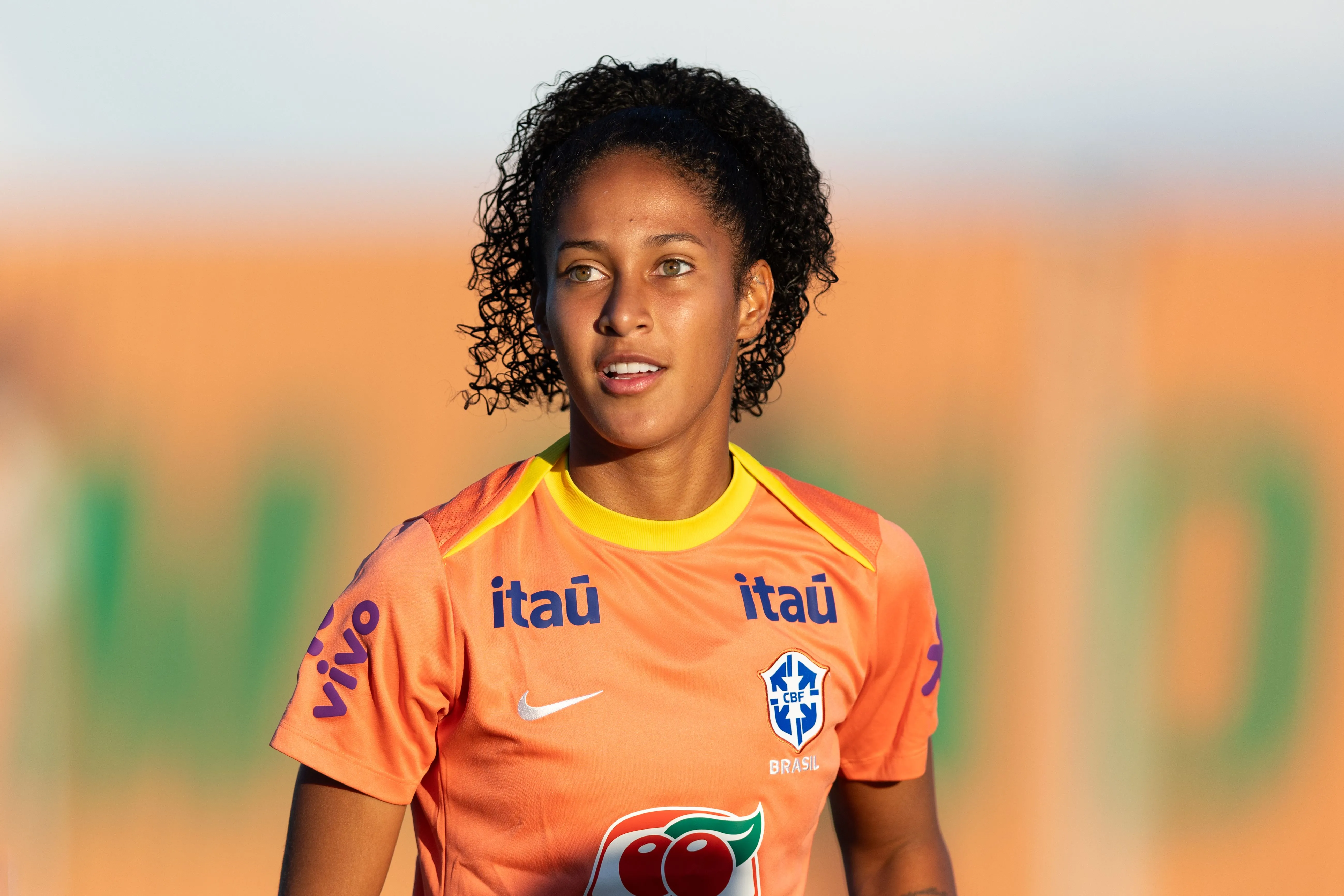 Gi Fernandes durante treino da Seleção Feminina - Foto: Lívia Villas Boas/CBF