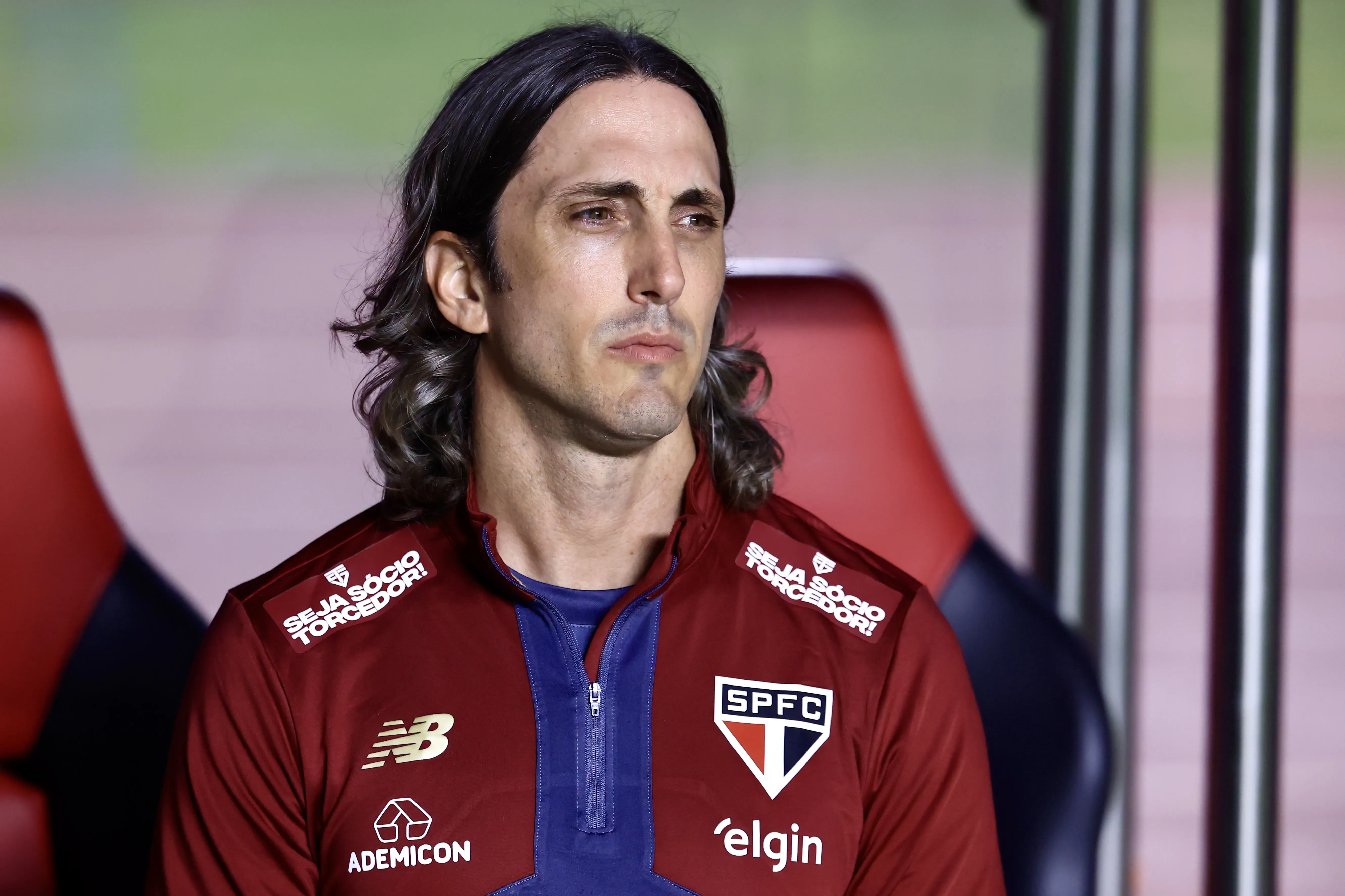 SP – SAO PAULO – 17/05/2025 – BRASILEIRO A 2025, SAO PAULO X GREMIO – Luis Zubeldia tecnico do Sao Paulo durante partida contra o Gremio no estadio Morumbi pelo campeonato Brasileiro A 2025. Foto: Marcello Zambrana/AGIF