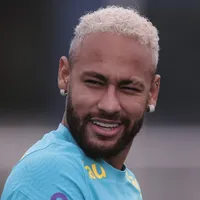 Ancelotti elogia Neymar no Santos e reascende debate na seleção