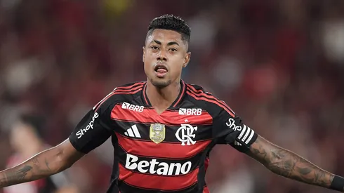 Bruno Henrique deve renovar com o Flamengo.