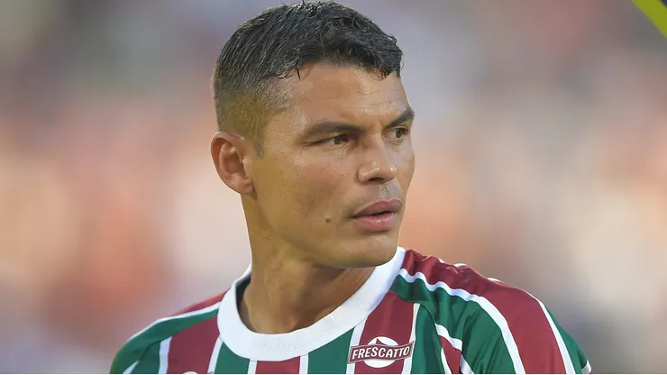 Thiago Silva durante confronto contra o Internacional no Brasileirão de 2025.