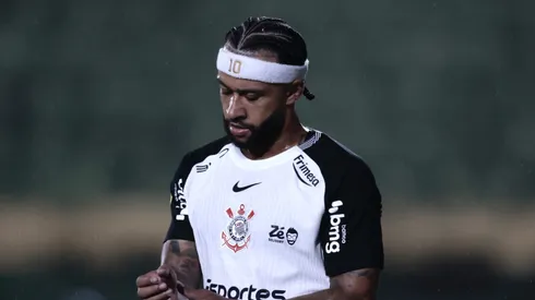 Memphis Depay jogador do Corinthians durante partida contra o Portuguesa Paulista no estadio Caninde pelo campeonato Paulista 2026. Foto: Marcello Zambrana/AGIF