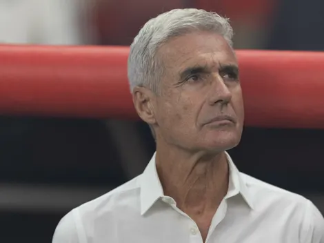 Grêmio joga mal contra o Internacional, mas segura empate