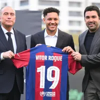 Deco é sincero sobre saída de Vitor Roque do Barcelona para o Palmeiras