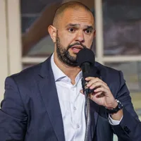 Presidente do Fluminense, Mattheus Montenegro explica adiamento do Fla-Flu