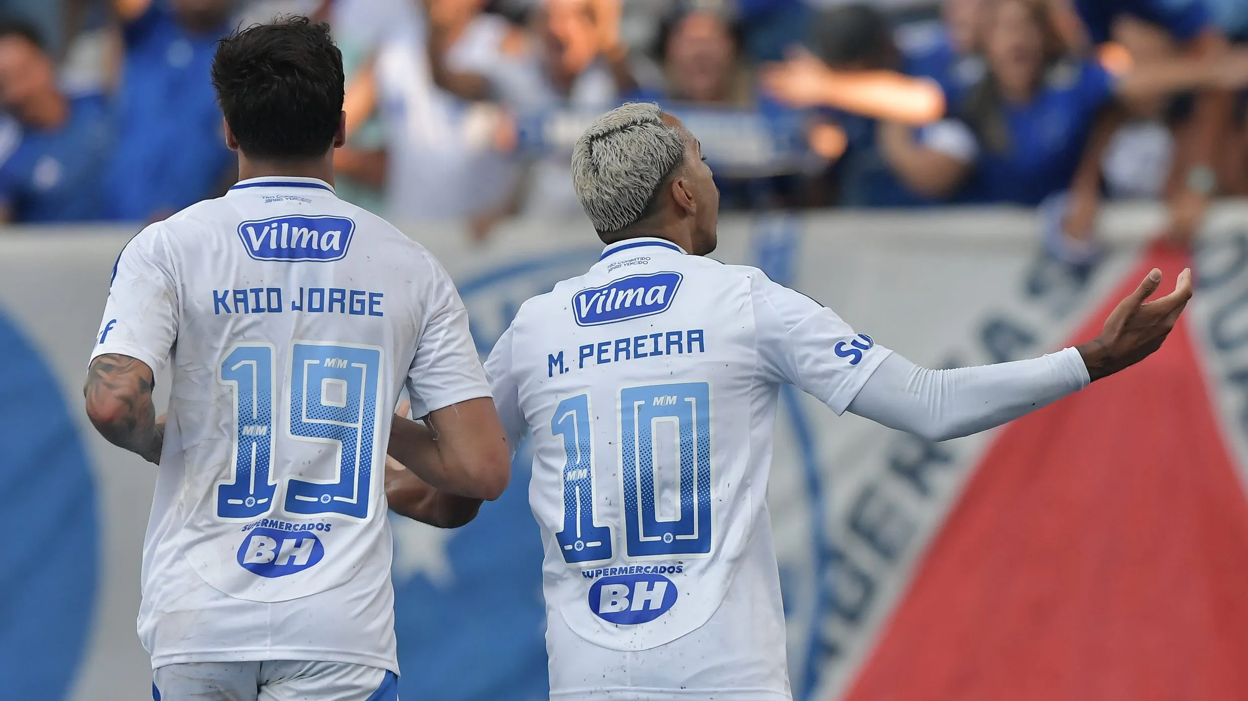 Kaio Jorge e Matheus Pereira. Foto: Thiago Ribeiro/AGIF