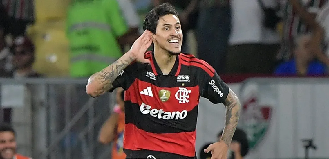 Pedro durante partida contra o Fluminense no Campeonato Brasileiro de 2026. Foto: Thiago Ribeiro/AGIF