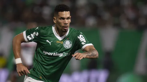 Paulinho jogador do Palmeiras durante partida contra o São Paulo no estádio Arena Barueri pelo campeonato Brasileiro A 2025. Foto: Anderson Romão/AGIF