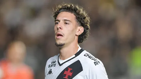 Nuno Moreira jogador do Vasco durante partida contra o Cruzeiro no estadio Sao Januario pelo campeonato Brasileiro A 2025. Foto: Thiago Ribeiro/AGIF