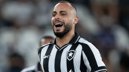 Arthur Cabral durante confronto entre Botafogo e Caracas na Sul-Americana de 2026.