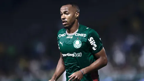 Marlon Freitas jogador do Palmeiras durante partida contra o Fluminense no estadio Arena Barueri pelo campeonato Brasileiro A 2026.