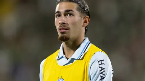 SC – CHAPECO – 16/03/2026 – BRASILEIRO A 2025, CHAPECOENSE X GREMIO – Pedro Gabriel jogador do Gremio durante partida contra o Chapecoense no estadio Arena Conda pelo campeonato [COMPETICAO]. Foto: Liamara Polli/AGIF