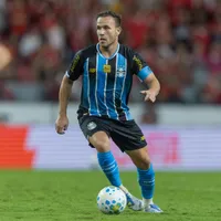 Luís Castro deve poupar Arthur no Grêmio contra o Deportivo Riesta