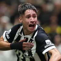 Atlético-MG quita dívida por Iván Román