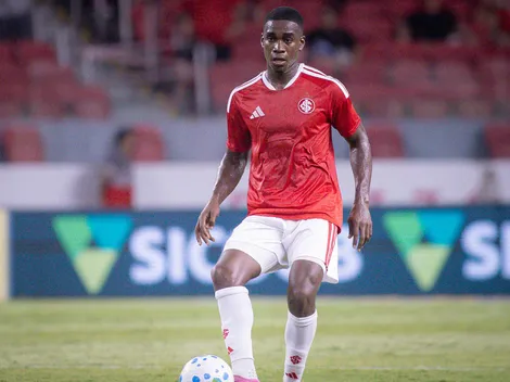 Félix Torres ganha status de "titular" nos bastidores do Internacional