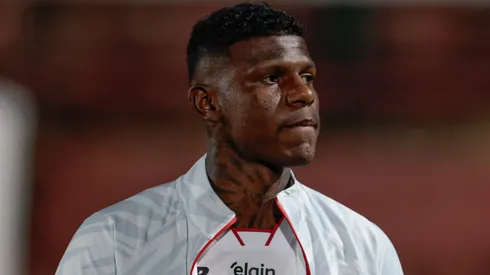 Arboleda durante confronto contra a Chapecoense no Brasileirão de 2026.