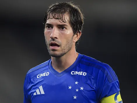 Lucas Silva vai a velório de torcedor do Cruzeiro