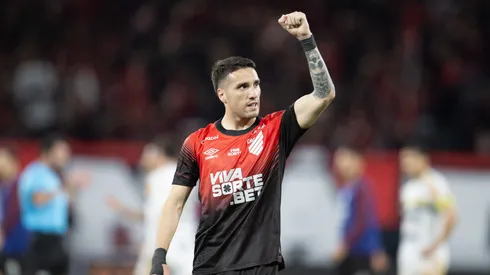 Benavidez, lateral do Athletico-PR