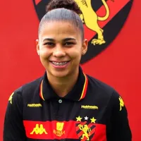 Isa Cabral é emprestada ao Sport