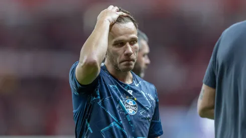 Arthur jogador do Gremio durante partida contra o Internacional no estadio Beira-Rio pelo campeonato Brasileiro A 2026. Foto: Liamara Polli/AGIF
