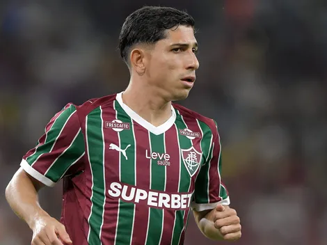 Destaque no clássico, Savarino pede passagem para ser titular do Fluminense
