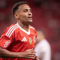 Alan Patrick vira assunto envolvendo minutagem no Internacional