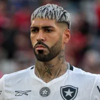 Alexander Barboza dá prioridade para permanência ao Botafogo