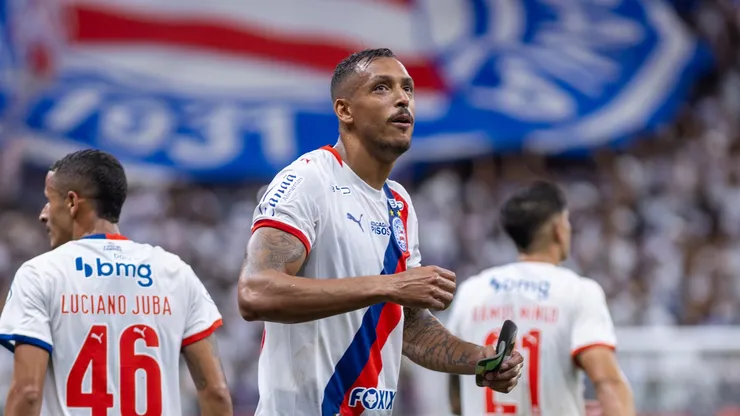 David Duarte jogador do Palmeiras comemora seu gol durante partida contra o Bahia no estádio Arena Fonte Nova pelo campeonato Brasileiro A 2026. Foto: Márcio José/AGIF