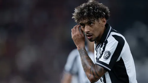 RJ - RIO DE JANEIRO - 14/03/2026 - BRASILEIRO A 2026, BOTAFOGO X FLAMENGO - Medina jogador do Botafogo durante partida contra o Flamengo no estadio Engenhao pelo campeonato Brasileiro A 2026. Foto: Jorge Rodrigues/AGIF