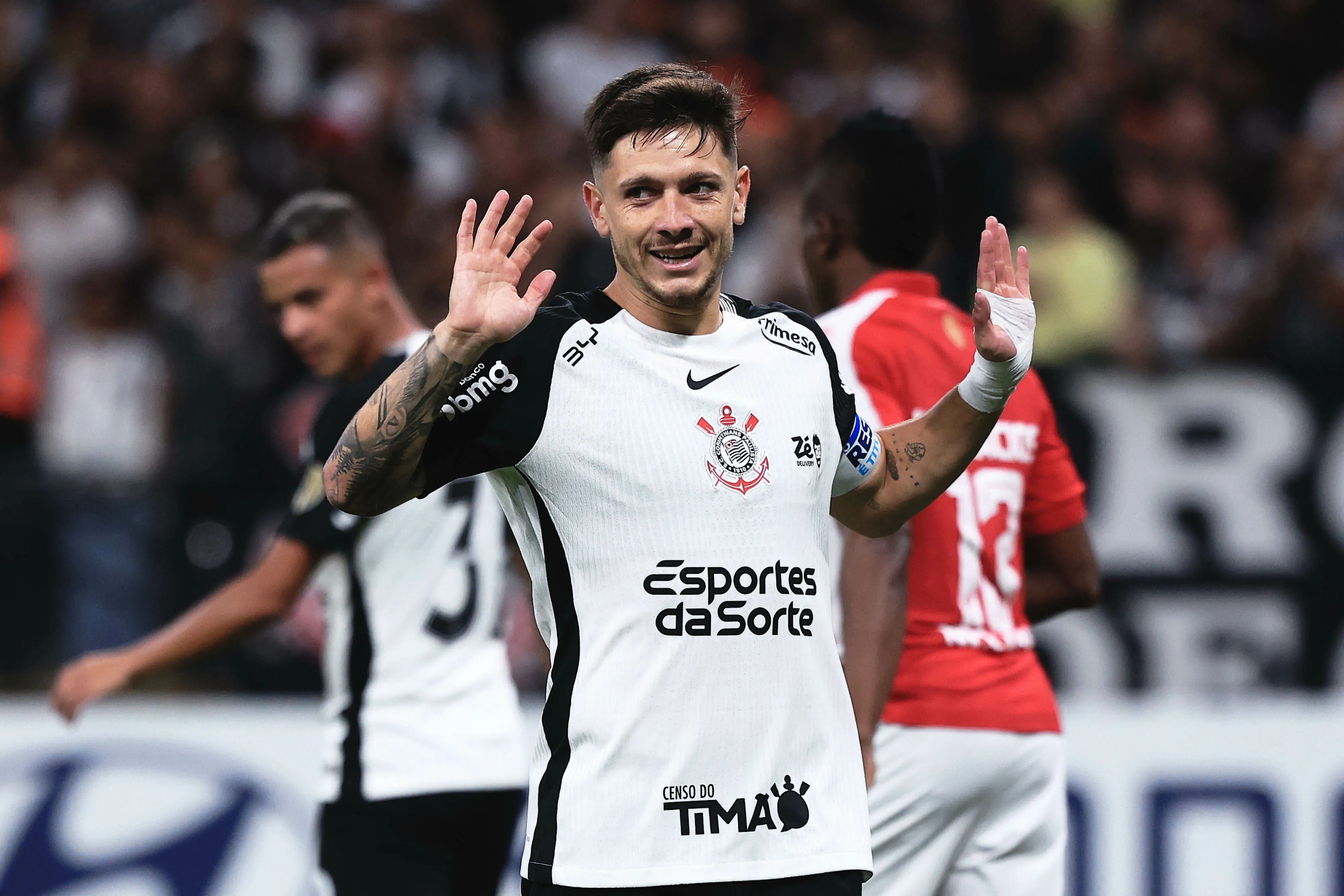 Rodrigo Garro jogador do Corinthians durante partida contra o Santa Fe no estadio Arena Corinthians pelo campeonato Copa Libertadores 2026. Foto: Ettore Chiereguini/AGIF