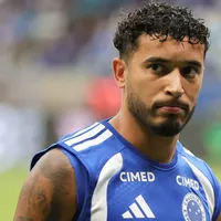 Torcida do Cruzeiro quer saída de William do clube