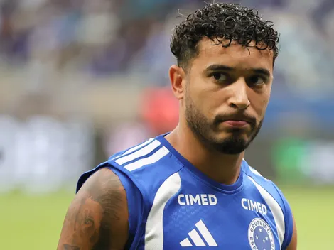 Torcida do Cruzeiro quer saída de William do clube