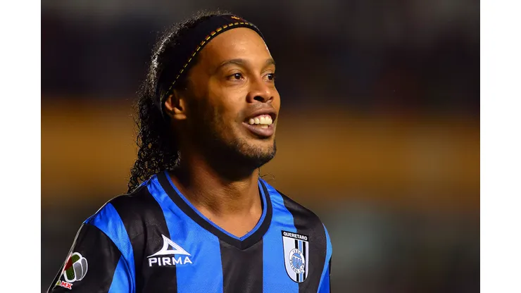 Arquivo - Mexico - 20/06/2015 - RONALDINHO GAUCHO ANUNCIA SAIDA DO QUERETARO - O atacante Ronaldinho Gaucho anunciou sua saída do Queretaro apos nove meses atuando pelo clube. Foto de arquivo de 17/09/2014. Foto: Elizabeth Fuentes/Jam Media/AGIF