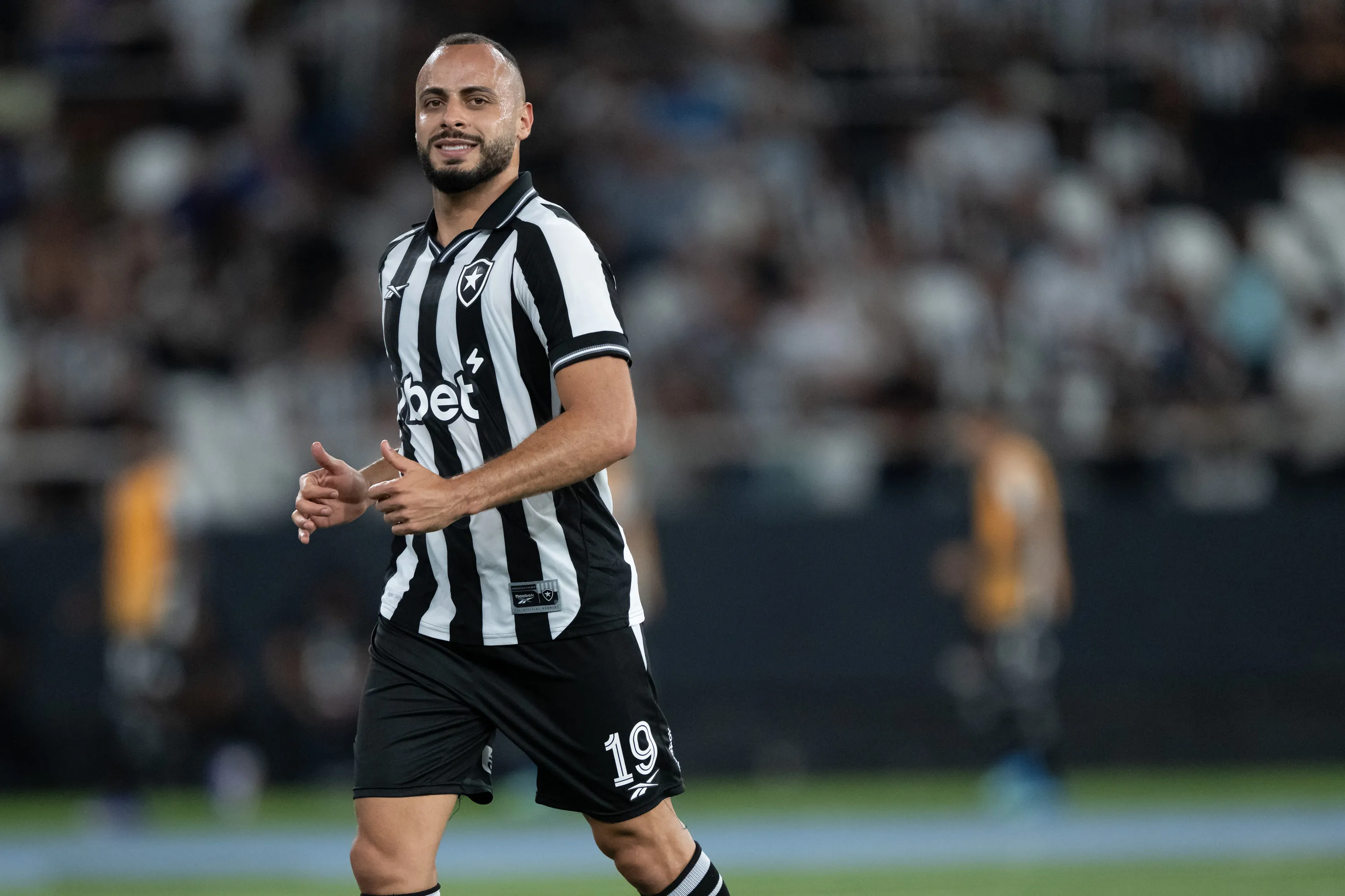 RJ – RIO DE JANEIRO – 09/04/2026 – COPA SUL-AMERICANA 2026, BOTAFOGO X CARACAS – Arthur Cabral jogador do Botafogo durante partida contra o Caracas no estadio Engenhao pelo campeonato Copa Sul-Americana 2026. Foto: Jorge Rodrigues/AGIF