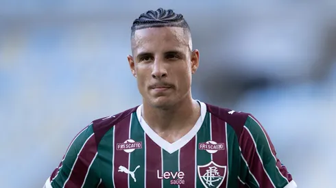 Guilherme Arana jogador do Fluminense durante partida contra o Athletico-PR no estadio Maracana pelo campeonato Brasileiro A 2026. Foto: Jorge Rodrigues/AGIF
