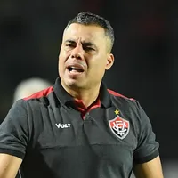 Jair Ventura plano frustrado de descansar os titulares do Vitória