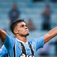 Grêmio tenta vender Arezo por R$ 19 milhões